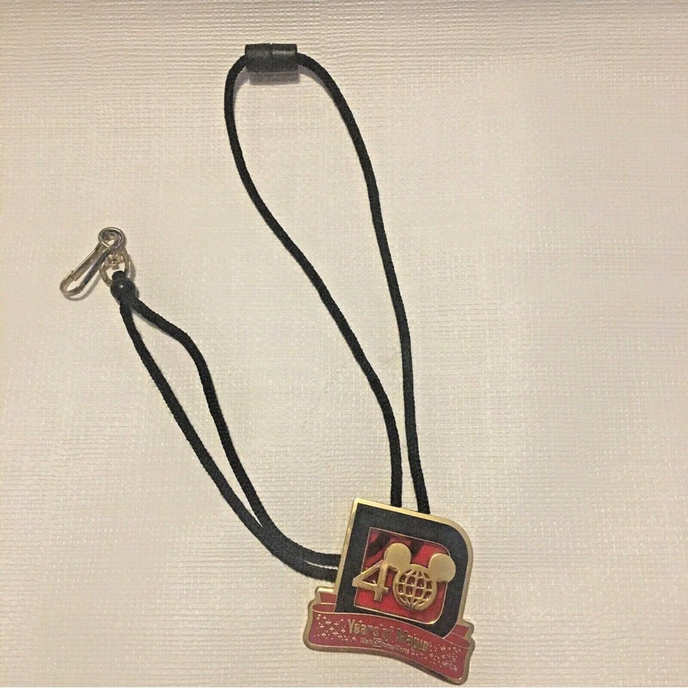 Walt Disney World Medallion and Lanyard 2011